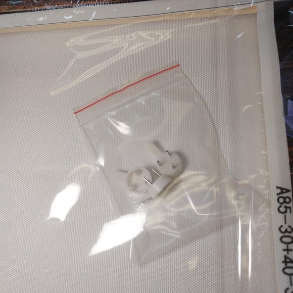 NIP Canvas Print Artwork Set x3, Blue Flowers on Barnboards, 12" x 16" - Picture 7 of 7